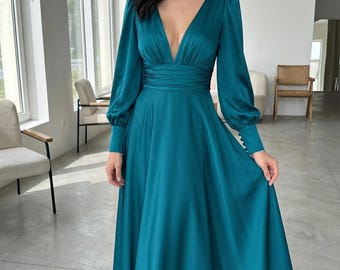 Elegant Satin Maxi Gown – Deep V, Cinched Waist, Long Sleeve Formal Dress