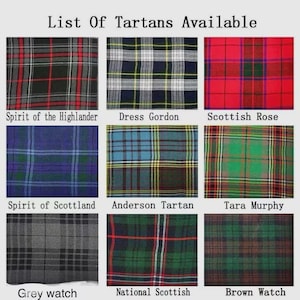 Op de afbeelding: Een raster van negen tartanpatronen, elk met een uniek ontwerp en kleurenschema. De afbeelding bevat tartans zoals "Spirit of the Highlander", "Dress Gordon" en "Scottish Rose". De tekst "List Of Tartans Available" staat bovenaan.