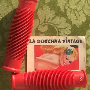 French 1960s/1970s Bicycle BIKE HANDLEBAR GRIPS ~ Red ~ Non-Slip Rubber Plastic ~ 1 Pair ~ Made in France ~ Unused Vintage from an old store