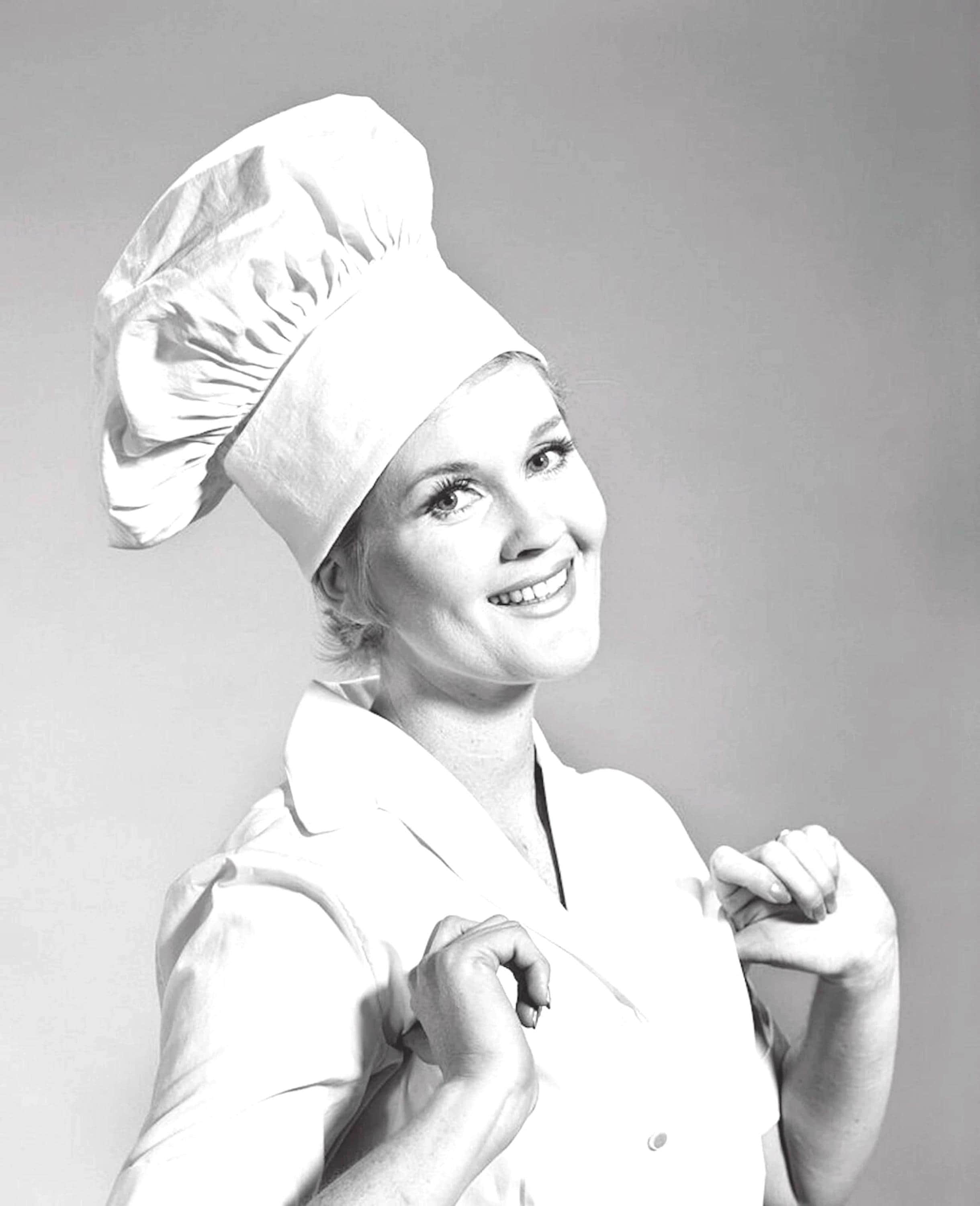 French 1980s Tall TOQUE CHEF HAT ~ White Cotton - Pleated ~ Iconic ...