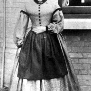 1900年代フランスのアンティークエプロン 1900年代フランスの