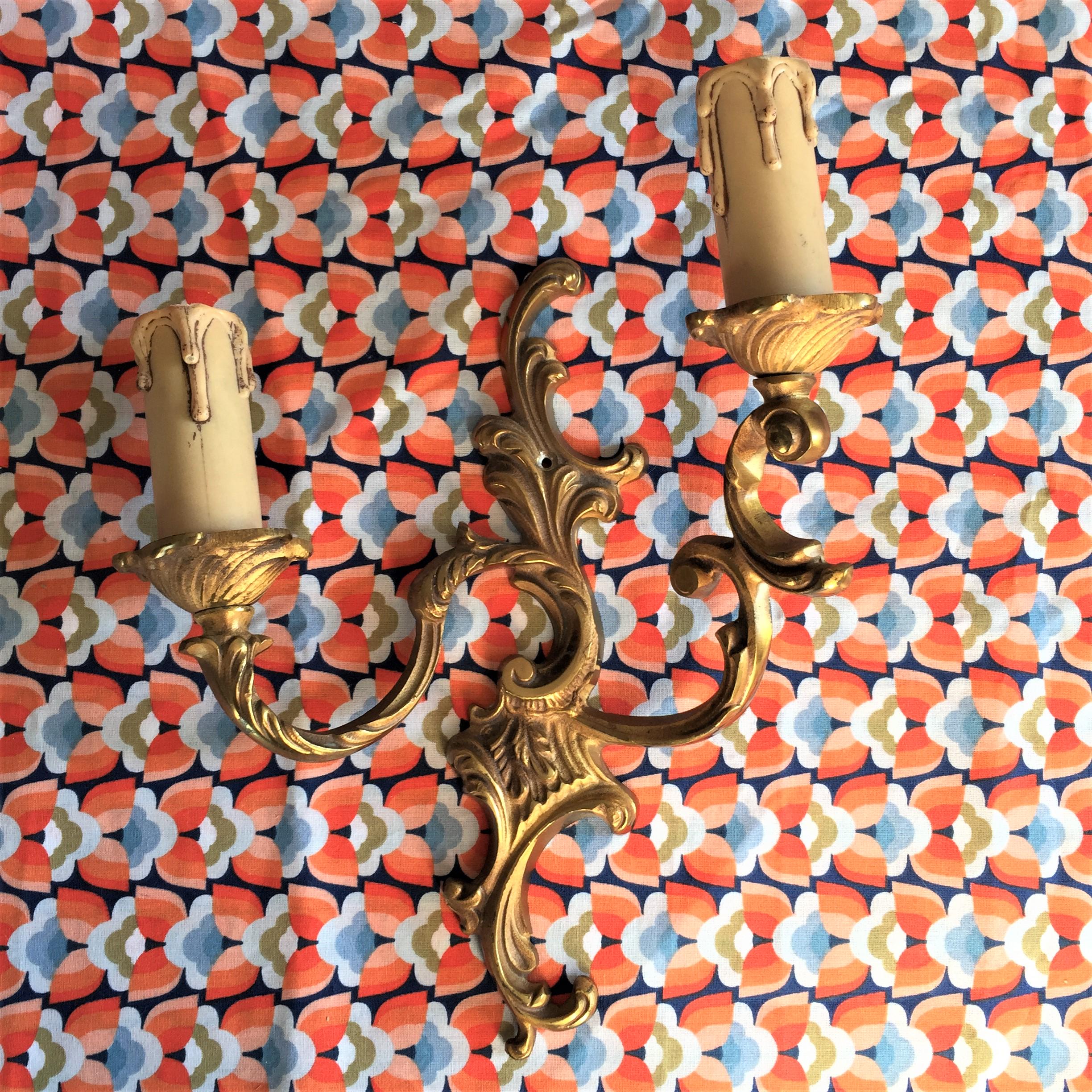 French Stamped Wall Mounted Light Lamp Candle Sconce - Double Arm - Gilt Brass Louis XV Rococo Baroque Style - Mint Vintage from France