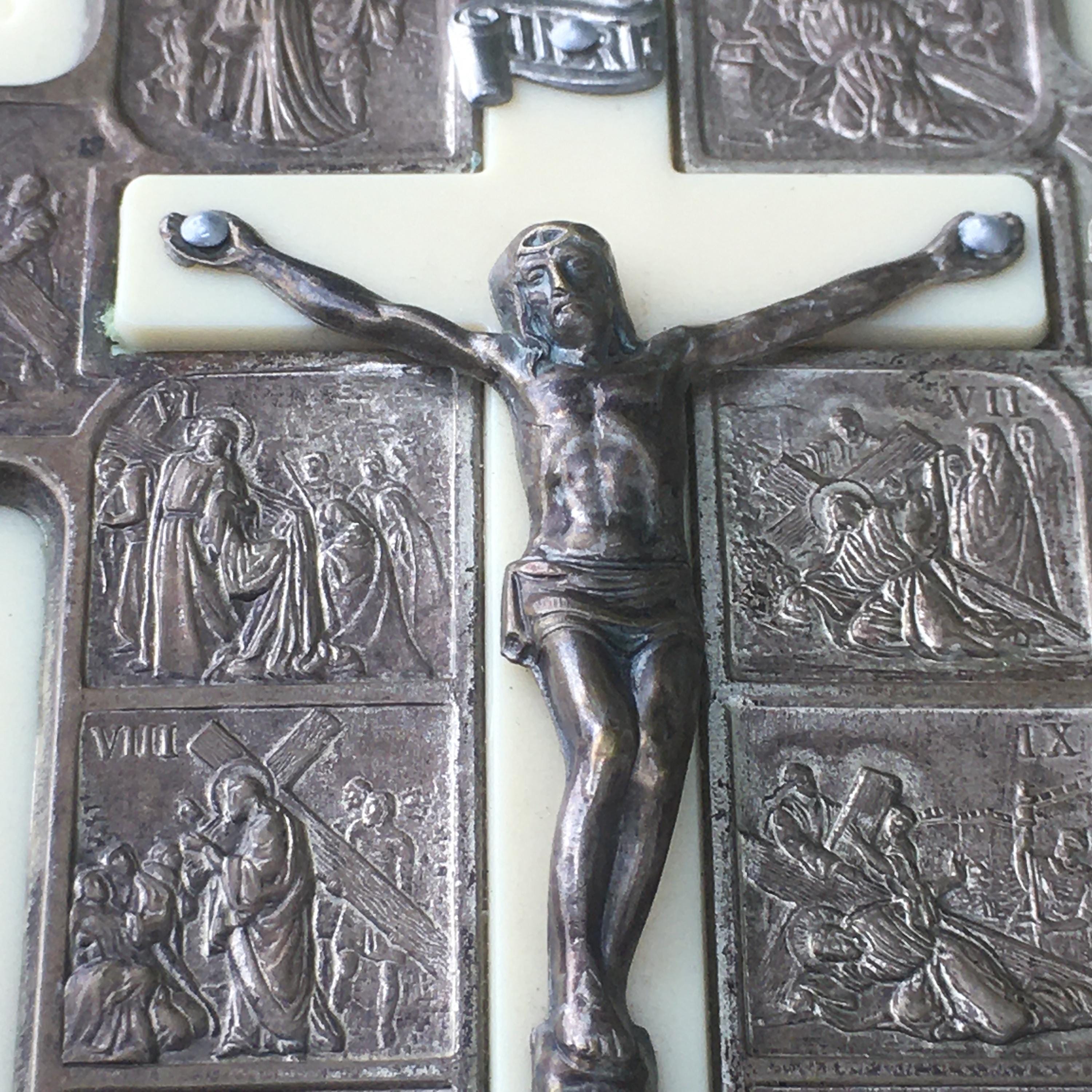 STATIONS of THE CROSS 1930s Wall Crucifix~ Glow in the Dark 