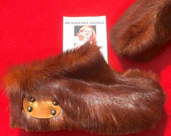 Eye-Catcher 1970s Women PLATFORMS WEDGES CLOGS ~ Long Hair Fur ~ Hippie / Bohemian / Ethnic ~ Made in Italy ~ New : Unworn Vintage ~ 7/7.5