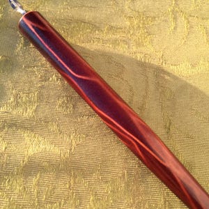Pluma estilográfica francesa de caligrafía de los años 20 ~ Madera marrón jaspeada ~ Fabricada en Francia ~ Longitud: 6 pulgadas ~ Nuevo antiguo stock / Vintage sin usar