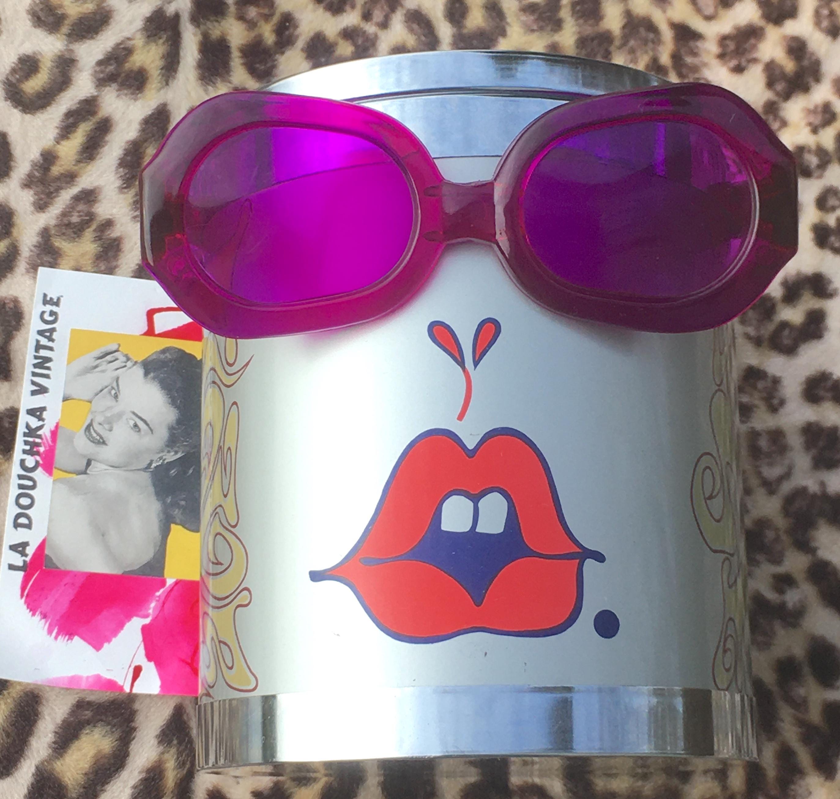 Peter Max Ice Bucket - Etsy Canada