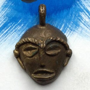 Beautiful Unisex Women Men Vintage West African Ethnic Brass Pendant - In Relief Tribal Head Mask Design - Handmade - Mint Condition