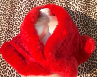 French Woman STOLE WRAP SHAWL ~ Bright Red Faux Fur ~ A Chic Eye Catcher ~ Made in France ~ Deadstock New/Old Stock : Perfect Unworn Vintage