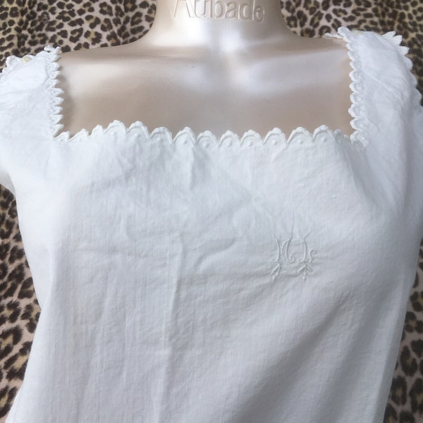 Französische viktorianische 1800er Jahre Stillkleid Umstandskleid ~ weiße Baumwolle ~ Hand bestickt ~ Ungetragen ~ M