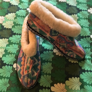 French 1980s Women Vintage Slip-On Boots Slippers - Fully Lined and Elastomere Soles - Colourful Print - Made in France - New -US 7.5/EUR 38