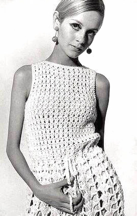 French Mod 1960s Women SUMMER CROCHET DRESS ~ Bri… - image 10