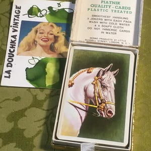 Piatnik 1950s Luxuriöses SPIELKARTEN Deck ~ Lipizzaner / Lipizzaner Hengst PFERD ~ Laminiert ~ Made in Austria ~ Neu in Box ~ Unbenutzt Vintage