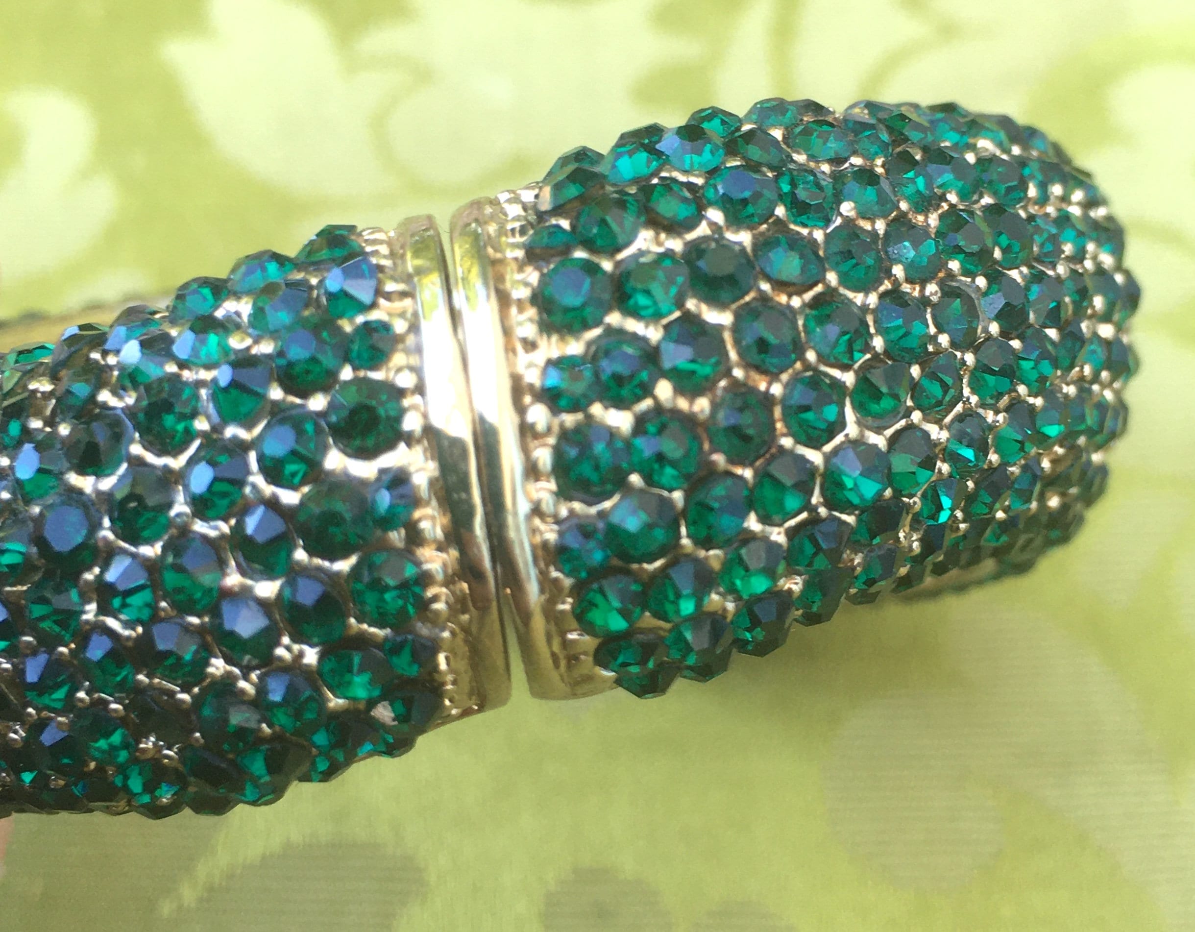 Amrita singh deals jewelry sale