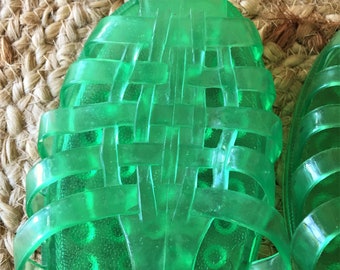 Authentic 1980s Women Meduses Water Beach Jelly Sandals - Clear Apple Green Plastic - Made in Italy - New - US : 6.5  - FR 37