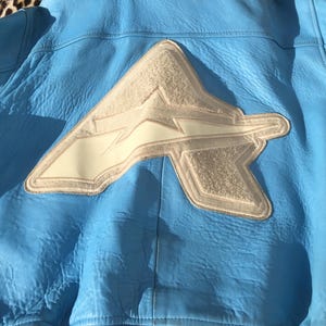 AVIREX 1980s Women JACKET & Patches ~ Iconic Bomber Style ~ Baby Blue Leather ~ Made in USA ~ Rare Vintage ~ S image 3