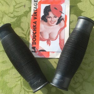 French 1960s/1970s Bicycle / BIKE HANDLEBAR GRIPS~ Black ~ Non-Slip Rubber Plastic ~ Made in France ~ New : Unused Vintage from an old store