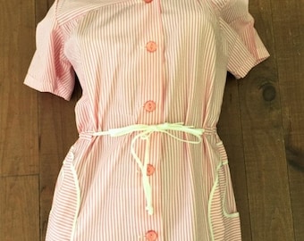 French 1960s Woman Vintage Nurse Uniform Feminine Fitted Belted Dress - Pink & White Cotton Blend Stripes - Made in France - New/Unused - M