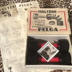 French Pelga 1920s Men DUMBBELLS WEIGHTS SET & Illustrated Manual ~ Adjustable ~Made in France~ Very Good Condition~ In Original Vintage Box