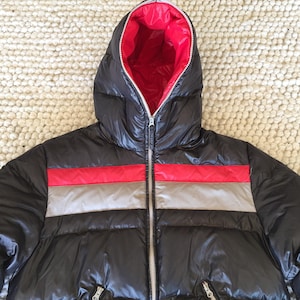 Benetton Special Edition Men Vintage Winter Ski Down Parka Jacket Coat - Tricolour Design with Stripes & Full Zip Hood - Mint Condition - L