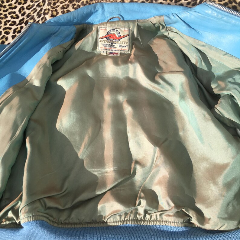 AVIREX 1980s Women JACKET & Patches ~ Iconic Bomber Style ~ Baby Blue Leather ~ Made in USA ~ Rare Vintage ~ S image 11