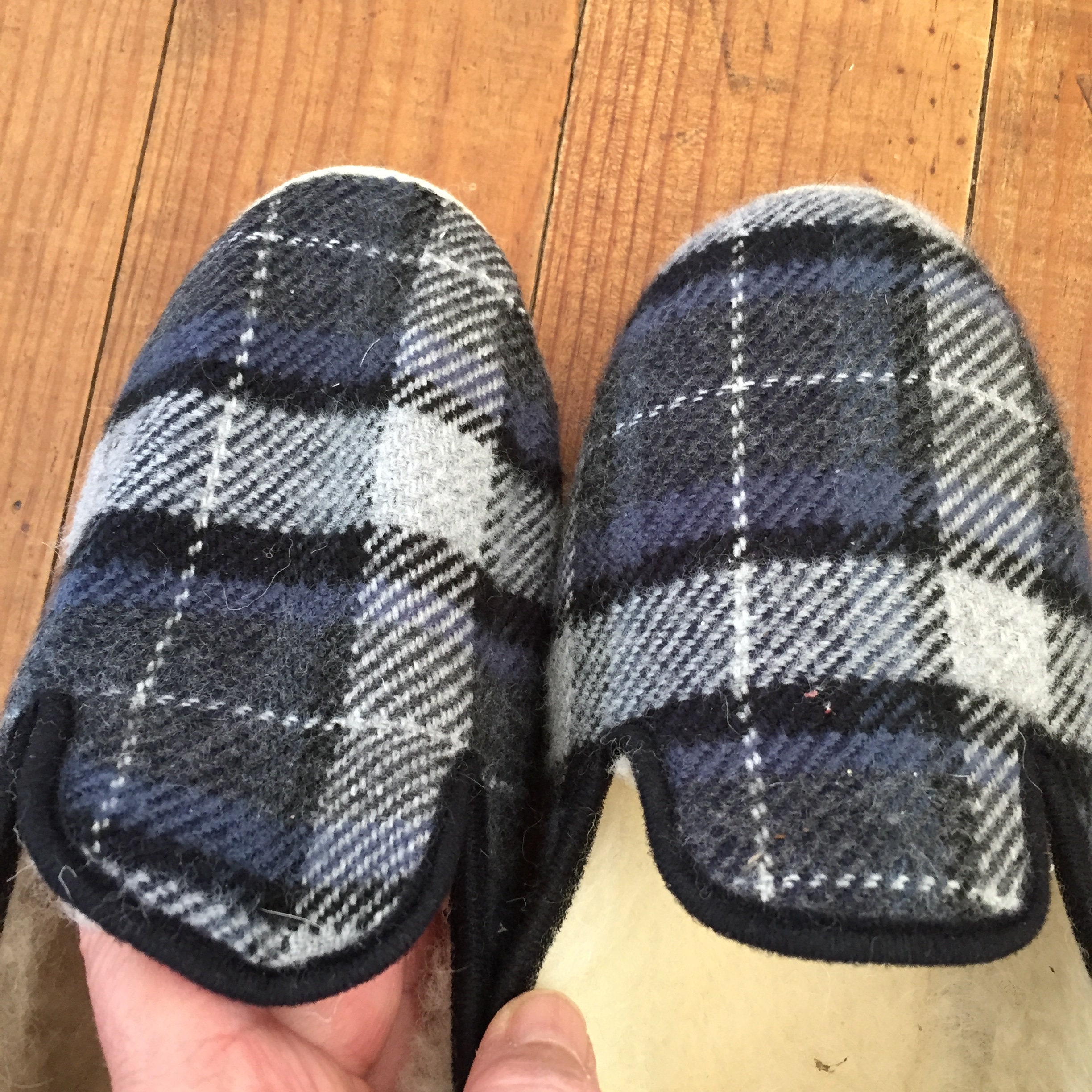 F&f sales fluffy sliders