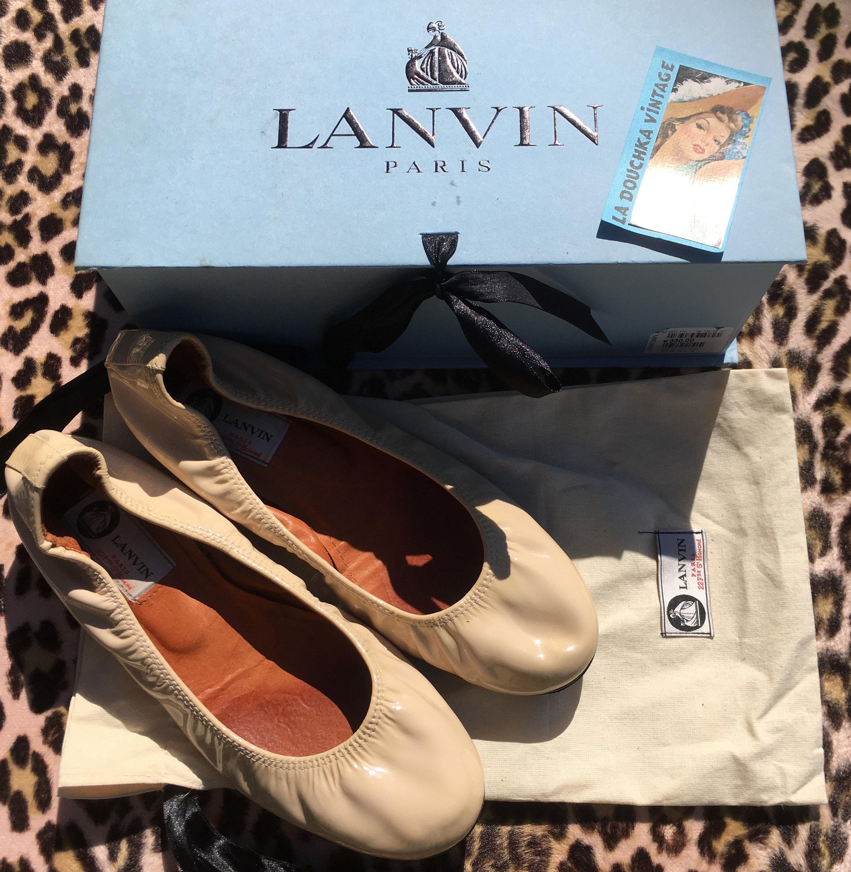 French LANVIN BALLERINAS FLATS Women Shoes Timeless Nude 