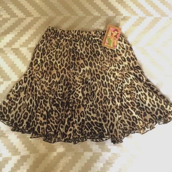 French 1990s Women Vintage Circle Ruffled Mini Skirt Timeless