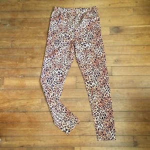 French Women Vintage Sexy Leggings Pants - Timeless Animal Print - High Quality & Stretch Fabric - Unused / New - S/M - W: 25/32