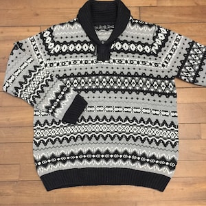 One of the kind French Men 90s Vintage Fair Isle Pullover Sweater with Shawl Collar - Soft & Warm Wool Blend Knit Fabric - Made in France-XL