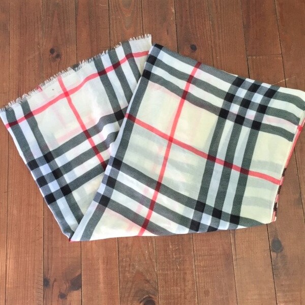 French 1980s Women Vintage Wide Scarf Shawl - Classy Preppy Style - Burberry Inspired Beige Tartan Plaid Pattern - Mint - 70 x 34