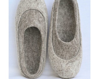 Handmade Felted Wool Slippers - Eco-Friendly House Shoes for Best Friend - Organic Unisex Gift