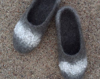 Felted slippers for women - Cozy slippers - House shoes - Slippers women - Felted wool women slippers - Gift for a woman - Gift for birthday