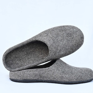Natural Slip-In Slippers - Indoor Felt Shoes - Felted Wool Slippers - Unisex - Eco-Friendly - Breathable Slippers - Women slippers