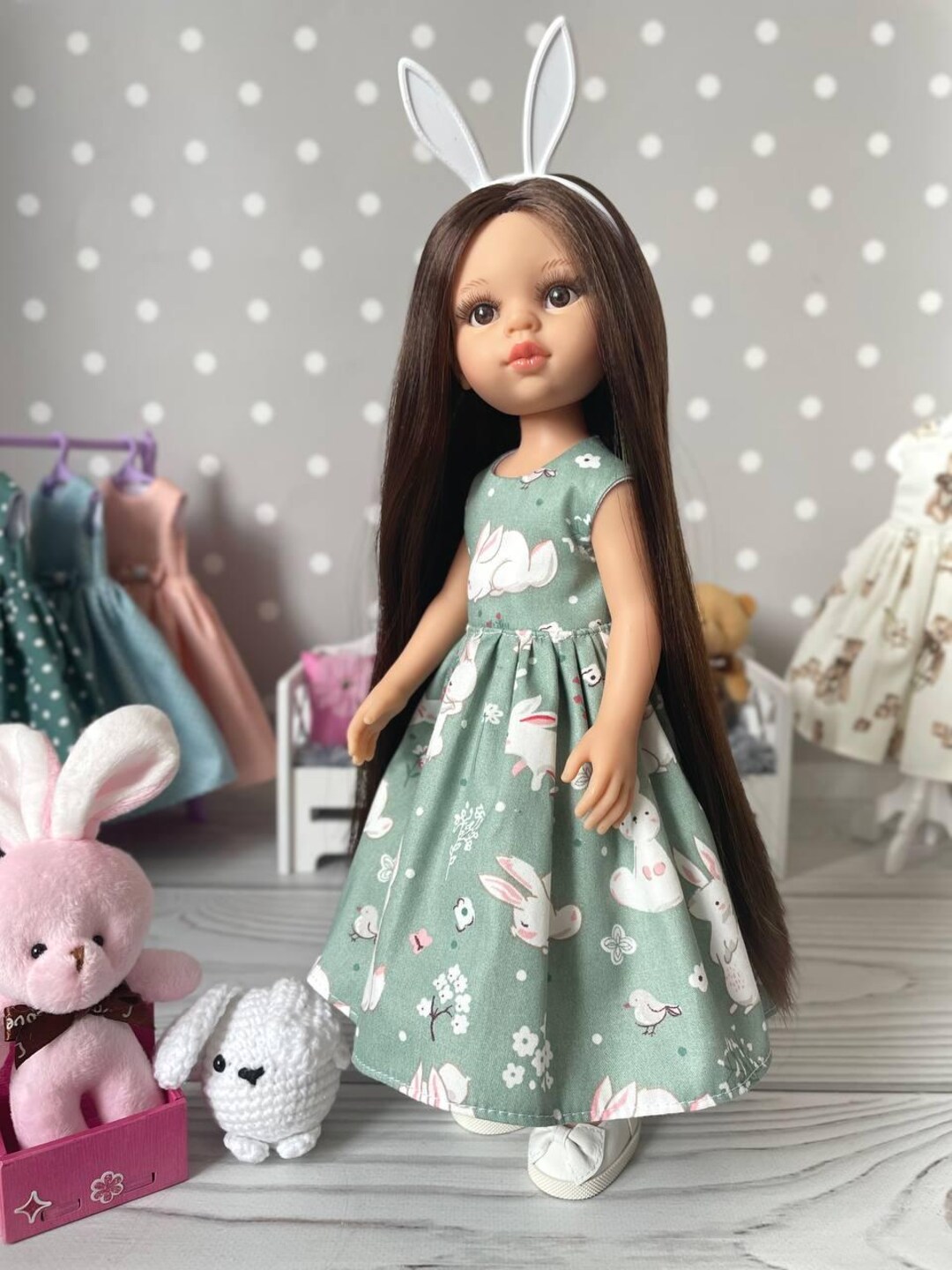 Paola Reina Doll Outfit