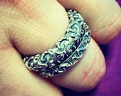Mens Solid 925 Sterling Silver Earth Fleur De Lis Stack Ring with a Raised Design and Antiqued Finish