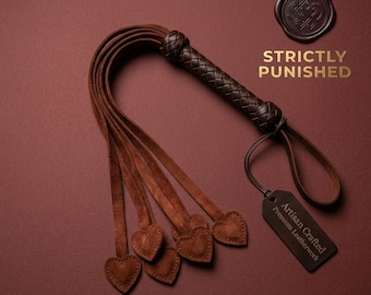 Leren flogger met hartpunt | Middeleeuwse slagzweep | BDSM spankingspeeltje | Sensuele uitsnede | Hartenflogger | Valentijnscadeau