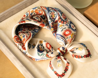 Pañuelo de seda Mulberry - Estampado floral paisley estilo bohemio, pañuelo ligero para la cabeza