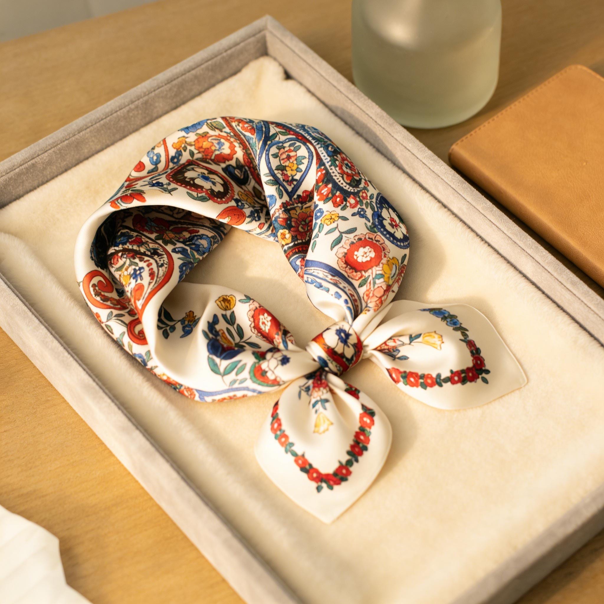 Vintage Silk Scarf - Etsy
