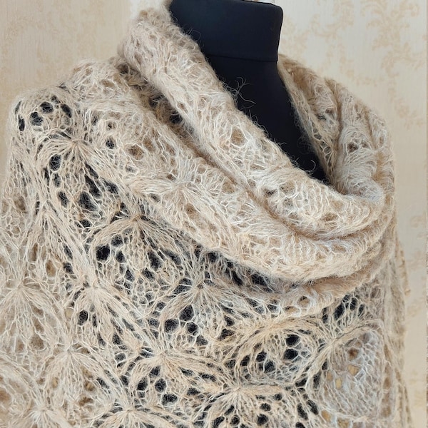 Châle en alpaga et soie tricoté main avoine Écharpe surdimensionnée Châle beige Châle en dentelle marron clair Wrap écharpe triangulaire Bandana en tricot