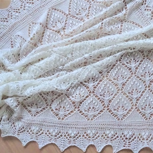 Hand Knit Baby Blanket White Blanket Christening Blanket Baby Wrap Baby Boy Blanket Baby Girl Blanket merino Wool baby Blanket Knit Afghan