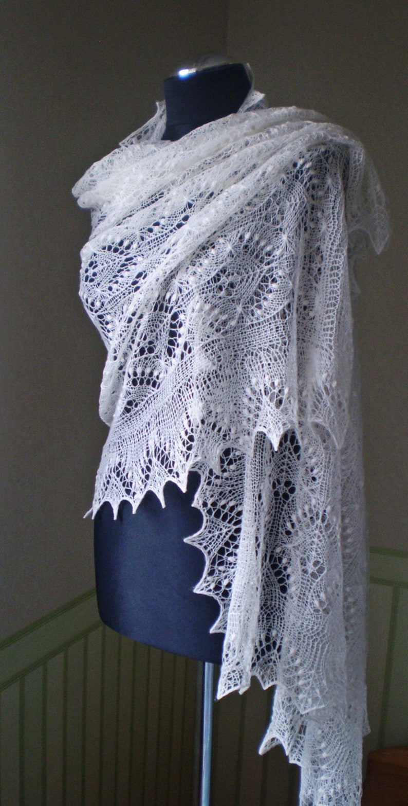 Hand Кnit Shawl White Wedding Shawl Lace Wrap Shawl Knitted Shawl white Knitted Stola White Bridal châle mariée Off white Wedding shawl White