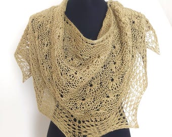 Chal Crescent Verde Hierba – Borde de encaje y punto floral, Bufanda de punto ligera, Elegante chal hecho a mano, Suave chal de lana, Regalo para ella