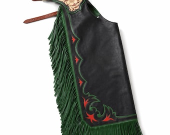 Chaparreras de cuero negro estilo vaquero hechas a mano – Edición con flecos verdes