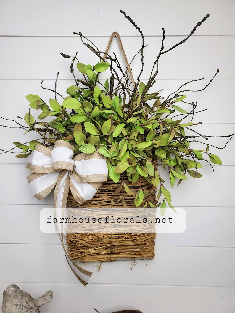 Tea Leaf Greenery Door Hanger Basket White/Burlap