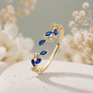 Verstellbarer Ring mit Goldblatt-Verzierung, zierlicher, stapelbarer Ring mit Zirkonia-Kristallen, minimalistisches Schmuckgeschenk für Sie