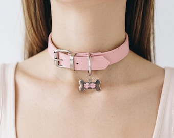 Leder Choker Halsband, verstellbares PU Leder Halsband mit Knochen Anhänger, Punk Cosplay Accessoire, Goth Party Schmuck, Geschenk für sie