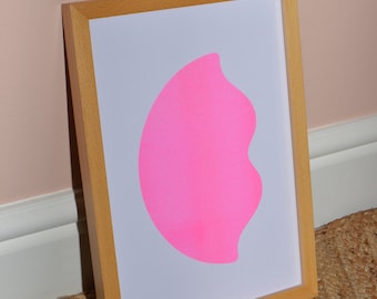 Risograph Luminous Abstract Lips Print A4 – Timothy Hunt