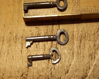 3 Antique/vintage keys for furniture locks jewellery box's or pad locks