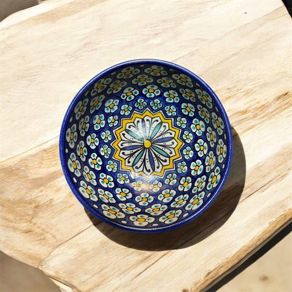 Ensaladera artesanal de diseño tradicional de Fez en arcilla gris – Auténtica cerámica marroquí, pieza artesanal