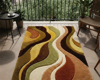 Alfombra de lana tejida a mano, estilo retro de los años 70 con ondas abstractas, decoración de suelo en tonos tierra de mediados de siglo.